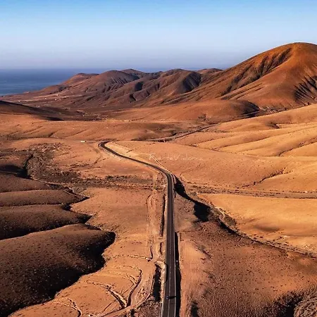 Arenas Blancas De Vista Piscina El Cotillo (Fuerteventura)